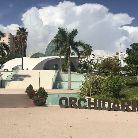 Estepona Апартаменти *