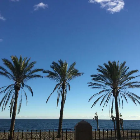 Estepona Апартаменти *